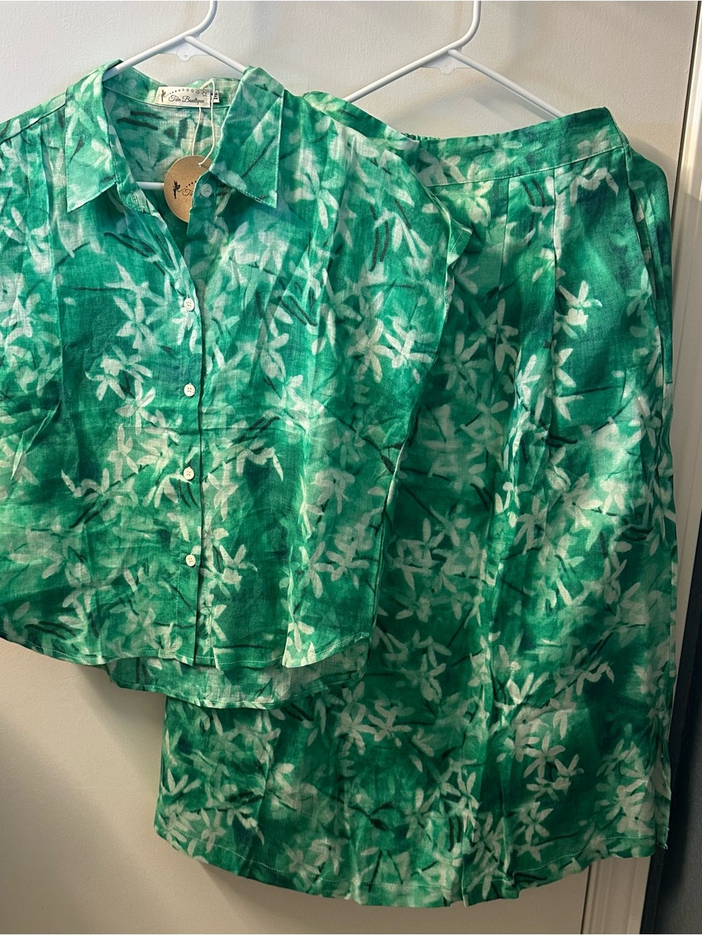 Linen Green Floral Button-Front Top and Skirt Set